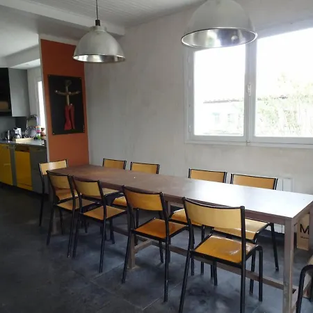 Maison La Gueriniere, 3 Pieces, 4 Personnes - Fr-1-224b-102